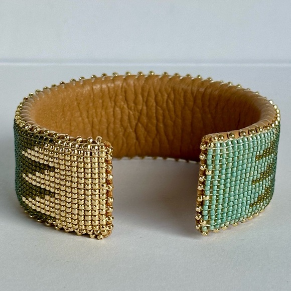 NEW Hand Beaded Cuff - etkie - Lacy Large green/gold - Picture 6 of 8